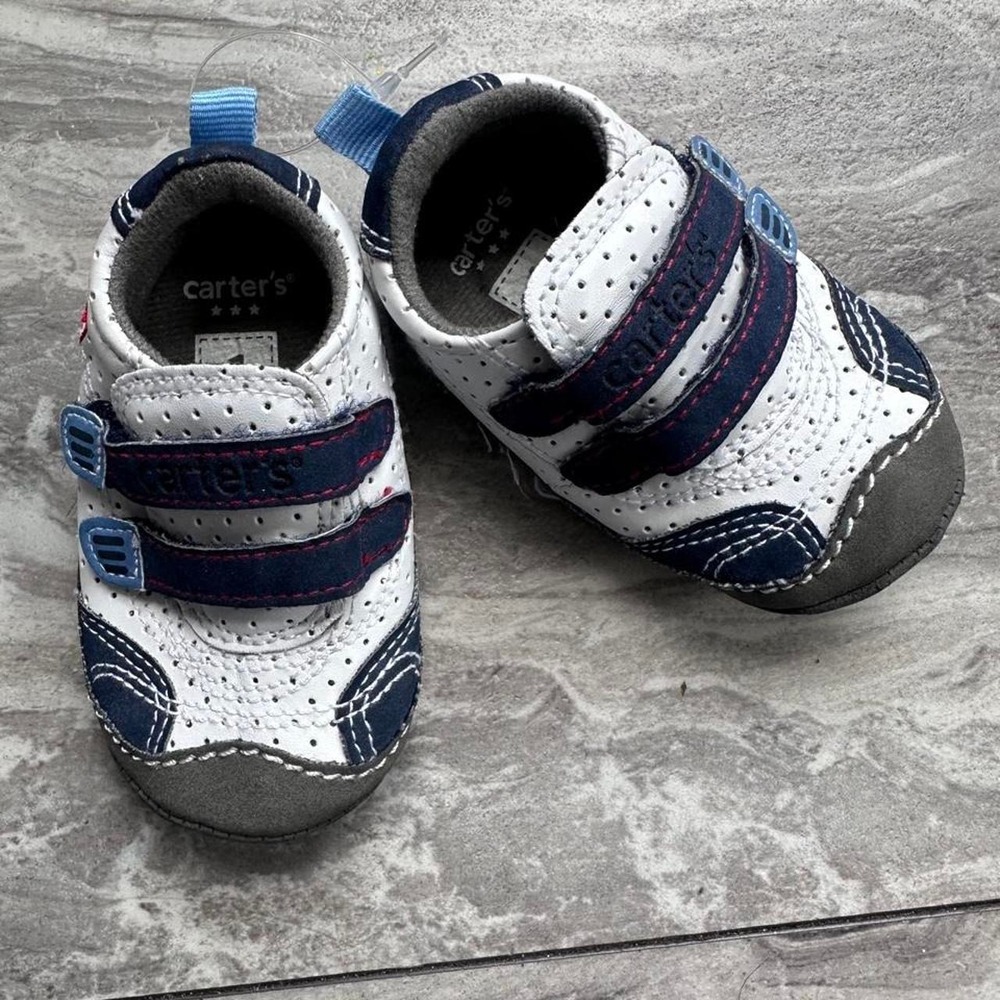 Carters Baby Shoes EUC